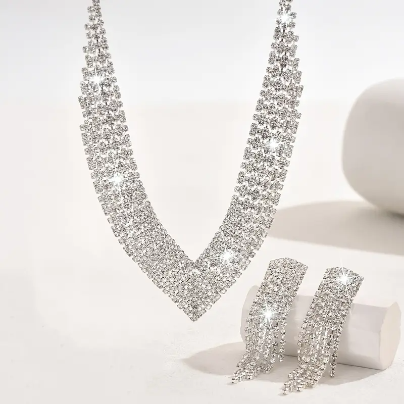 Elixana VNeck Rhinestone Set